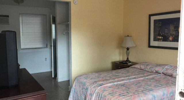 Economy Lodge, Buchen Sie Gasthaus Silver Springs Florida