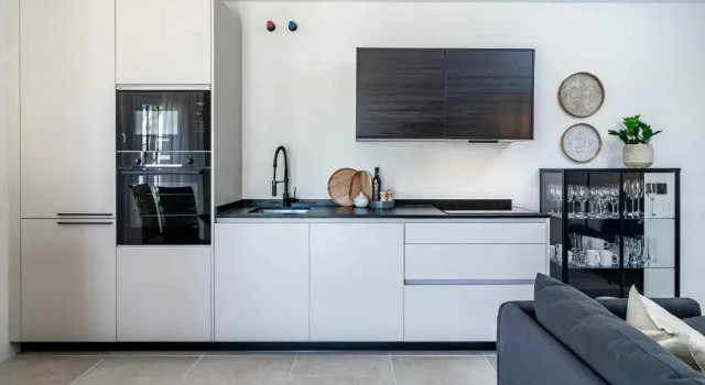 LNM17- 2 bedroom next to Puerto Banus