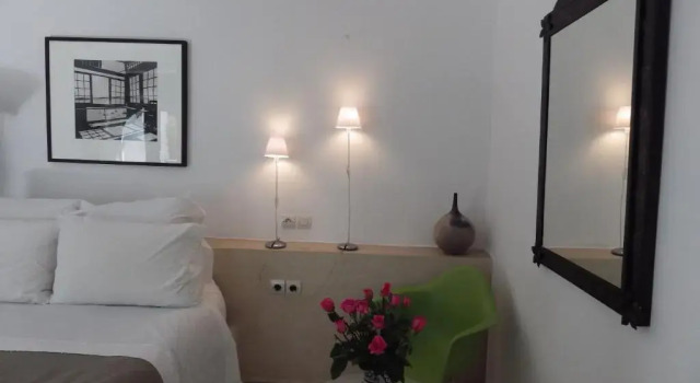 Camera Deluxe Riad Timila