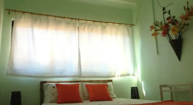Eagle Lodge, Забронировать Гостевой дом Отели Cape Peninsula с бассейном, Бассейн