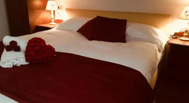 Residenza Eleonora, Book Lejlighed Hoteller i Adamello Ski med pool, Swimmingpool