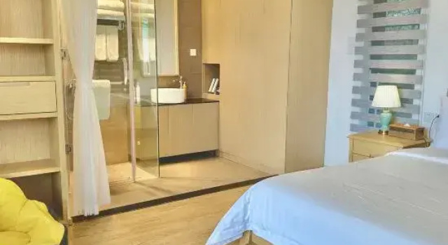 Семейный люкс Pulanqi Hotel (Dali Golf Villa)
