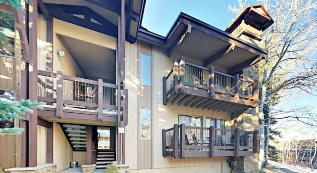 Upper Woodbridge #14-AB - 2 Br Condo