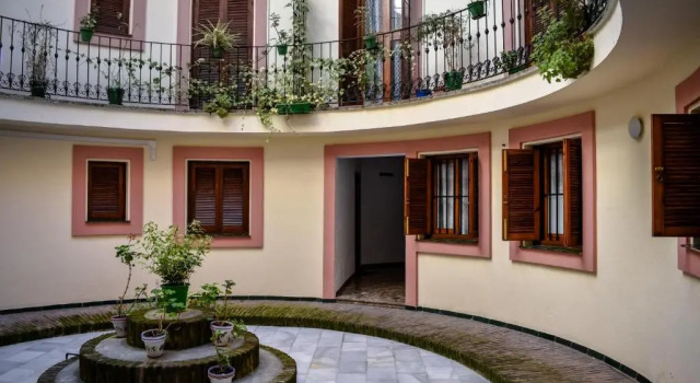 ESTUDIO 10 Junto a La Campana Alameda Setas