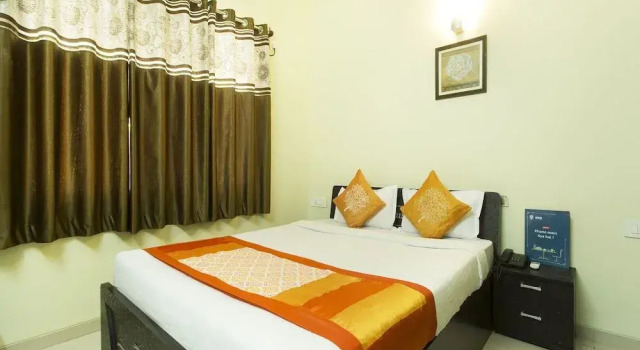 OYO 10221 Hotel E Serai
