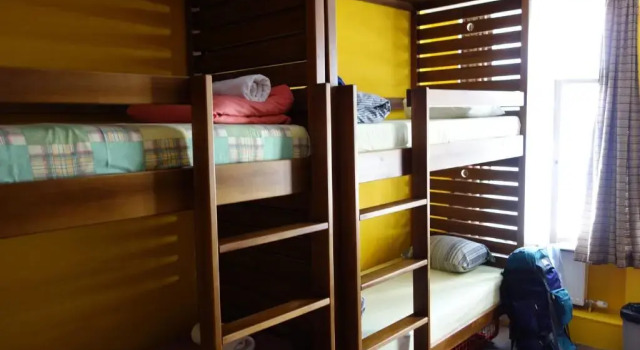 Кровать в общем номере (женский номер) Naughty Squirrel Backpackers Hostel