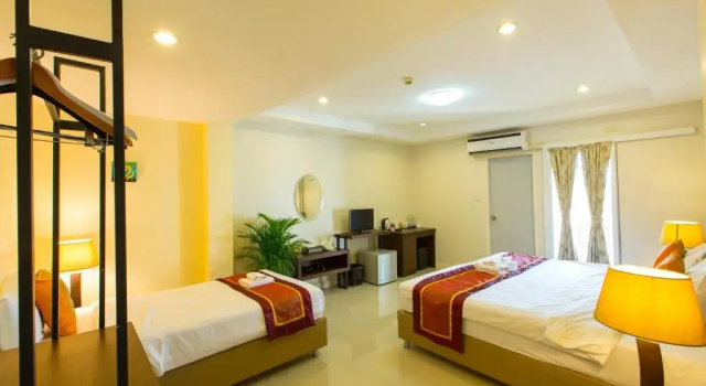 Трёхместный номер Standard Chiang Mai Waroros Boutique Hotel