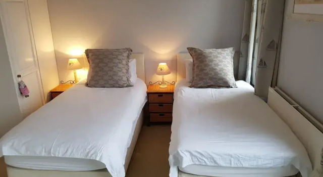 Номер Classic Cherry End Bed and Breakfast