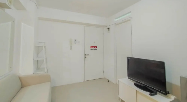 Номер Standard Cozy Living And Simply 2Br At Bassura City Apartment