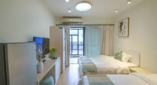 Люкс с 4 комнатами с красивым видом из окна Shengji Hotel