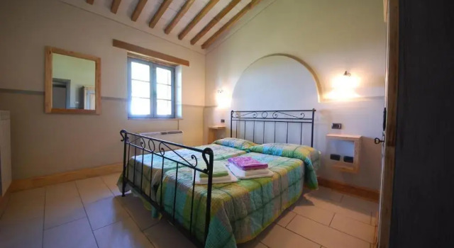 Spoleto by the pool, Varaa Hotelli Spoleto Umbria