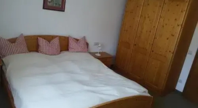 Ferienwohnung Heidi, Rezerwuj Hotel Hotele w Salzburg z parkingiem, Parking