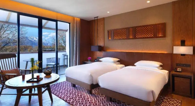 Двухместный номер Standard Jinmao Purelax Lijiang, The Unbound Collection By HYATT