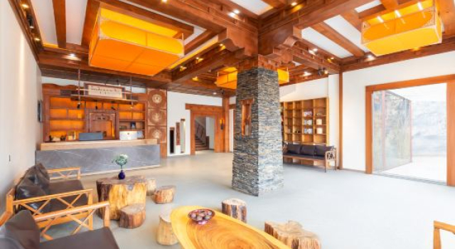 SengeLangzan Hostel, Book Hostel Hostels in Kangding, Hostel