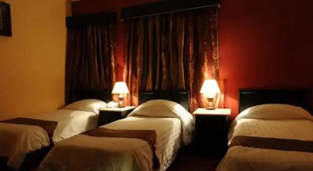 Manar White Palace Hotel