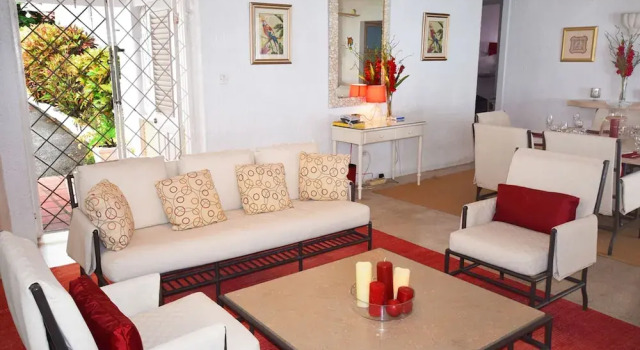 Aquamarine by Blue Sky Luxury, Rezervovat Hotel Hotely v Speightstown s parkováním, Parkování