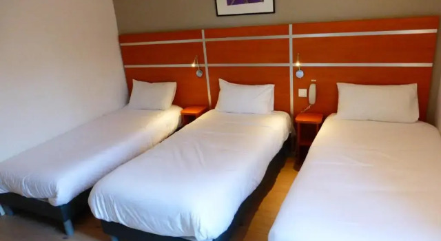 Трёхместный номер Standard Hotel & Restaurant Heliotel