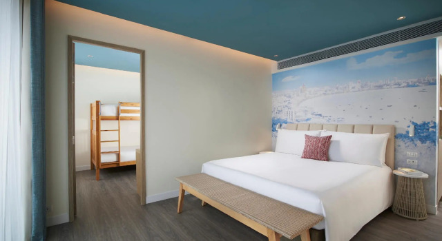 Номер семейный Superior с балконом и с видом на город OZO North Pattaya