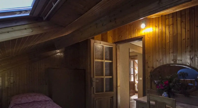 Appartamento La Villetta, Book Apartment Hotels in Como with a Pool, Swimming Pool