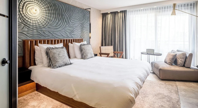 Номер Standard с балконом Alexander Hotel
