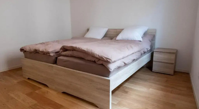 Апартаменты Family apartment near the train station