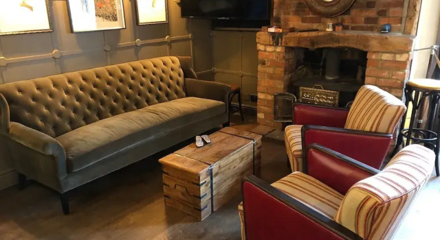 The Queens Arms, Забронировать Отель Хангерфорд North Wessex Downs