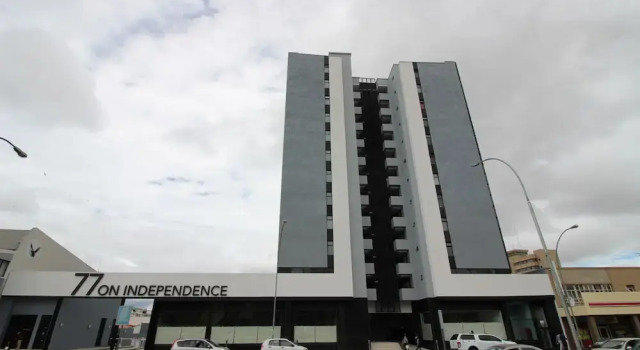 77 Independace 136, Забронировать Отель Виндхук Кхомас, рядом с Reiterdenkmal Windhoek