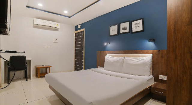 Номер Premium Hotel Shree