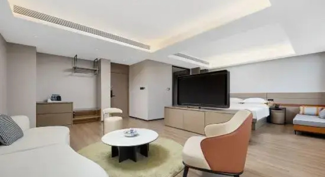 Люкс Business Yuanfeng Hotel (Shenzhen East Railway Station Buji Subway Station)