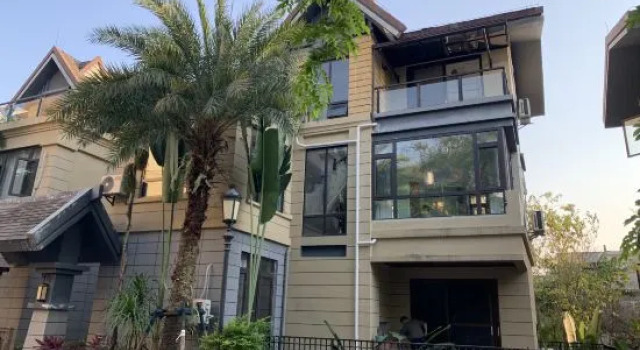 Xishuangbanna Jinghong Yixiyun Characteristic Homestay, Prenota Hotel Hotel a Yunnan con piscina, Piscina