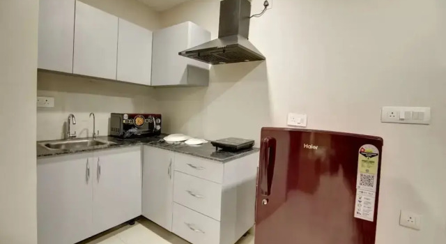 Апартаменты Saltstayz Premier Executive Serviced Apartment - Golf Course Extension Road