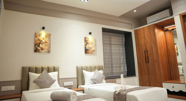 Номер Deluxe Hotrel Regency Grand