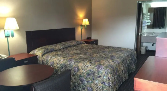 Executive Inn & Suites Dyersburg, Buchen Sie Hotel Dyersburg Tennessee