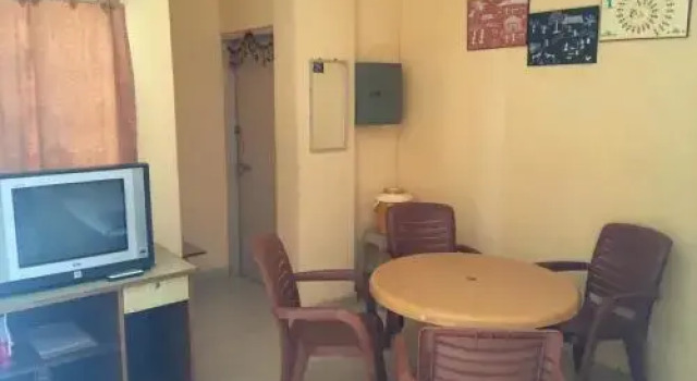 MTDC Approved Mohiniraj Guest House, Reserva ahora Hostal o pensión Nashik 