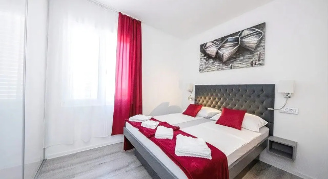 Apartments Lidija, Varaa Huoneisto Hotellit Kvarner Islands uima-altaalla, Uima-allas