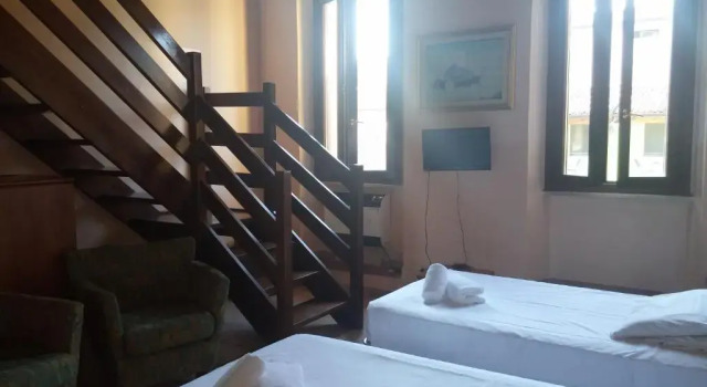 Standard Dreier Zimmer Albergo Dellangelo