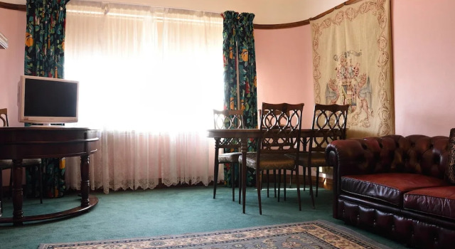 Апартаменты Comfort с 3 комнатами Apartments Downtown