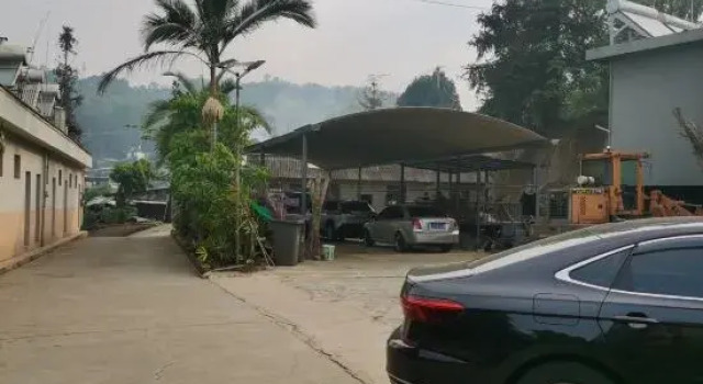 Chayuanzhe Hotel, Rezerwuj Hotel Hotele w Pu'er z parkingiem, Parking