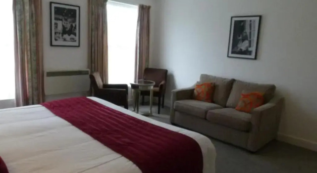 Одноместный номер Standard Beachcombers Hotel