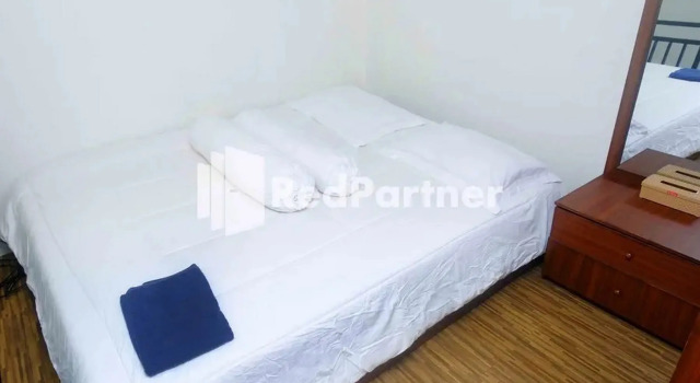 Guest House Bibong Makassar Mitra RedDoorz, Book Guesthouse Hotels in Sulawesi with Parking, Parking