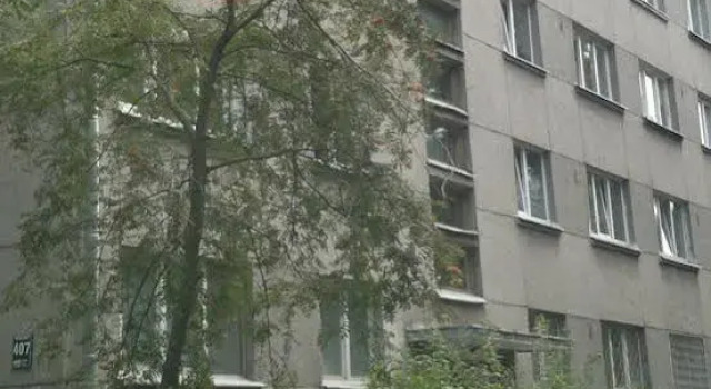 Accommodation 407