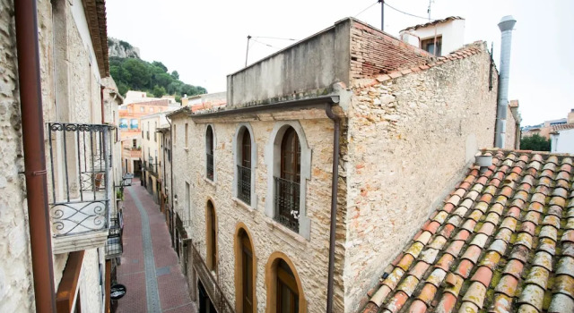 Apartamento Indiano En El Centro De Begur