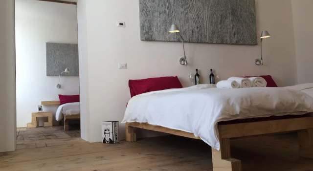 Семейный люкс с 2 комнатами с балконом и с видом на горы winebnb