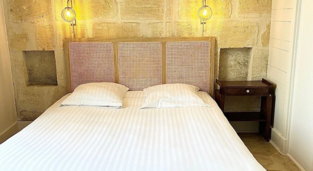Двухместный номер Standard with shower Hôtel La Tour Intendance