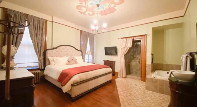 Двухместный люкс Galena Inn