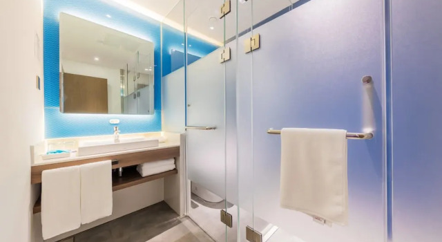 Двухместный номер Standard Holiday Inn Express Yichang Riverside by IHG