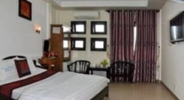 Vong Canh Hotel