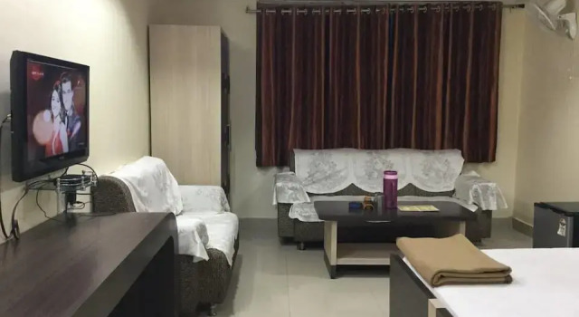 Hotel Midcity, Rezerwuj Hotel Hotele w Andhra Pradesh z parkingiem, Parking