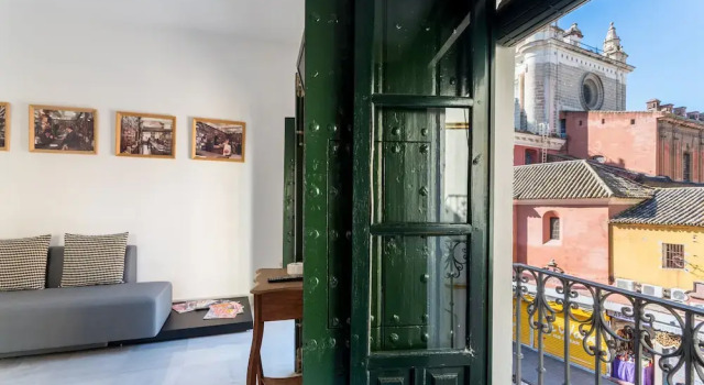Apartamento Antigua Ferreteria cerca Catedral, Забронировать Апартаменты/квартира Старый город Севилья, рядом с La Torre de Don Fadrique