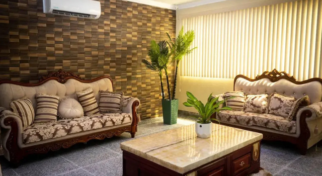 Crown Hotel Piarco